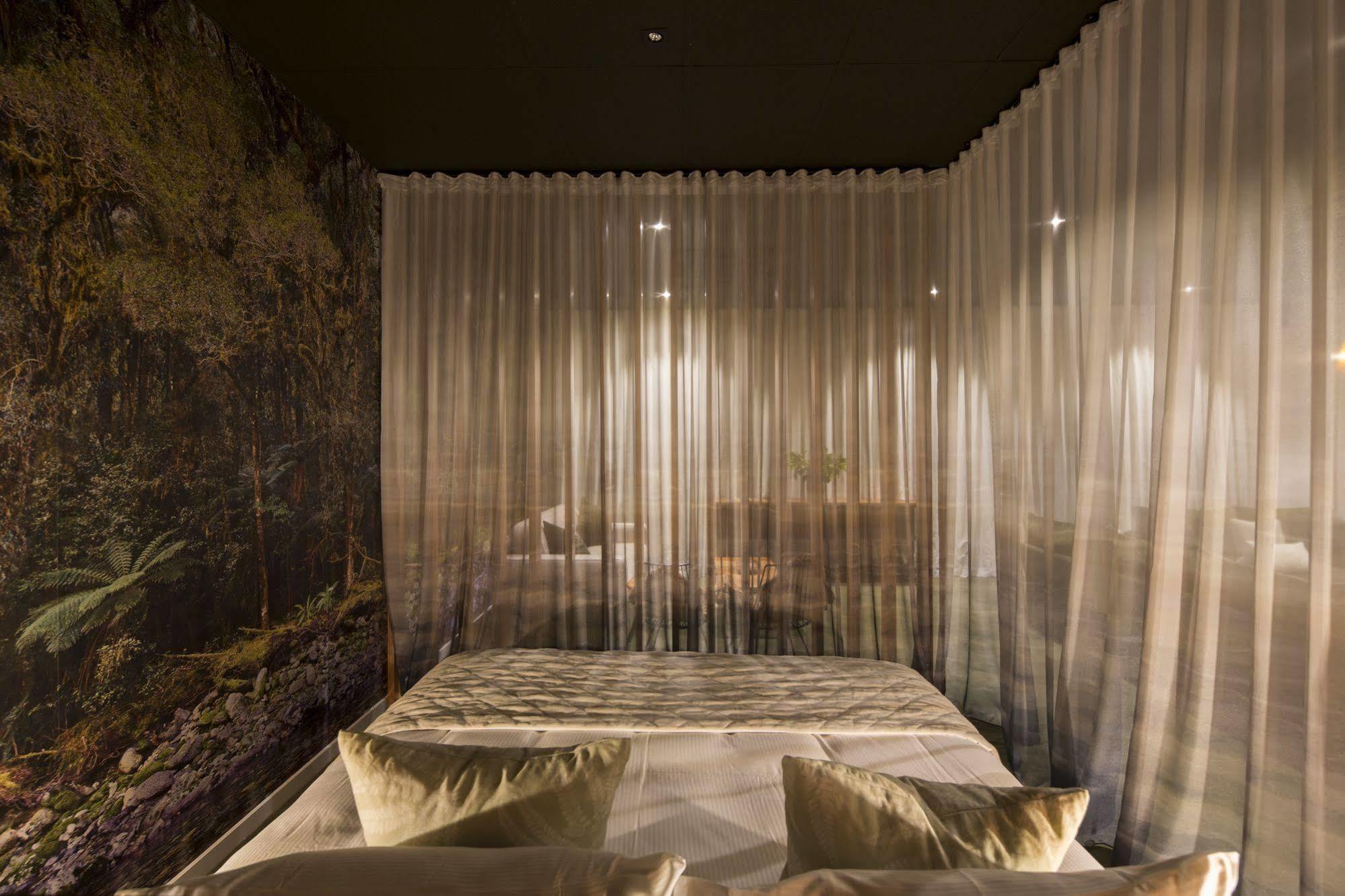 The Cinema Suites Te Anau Εξωτερικό φωτογραφία
