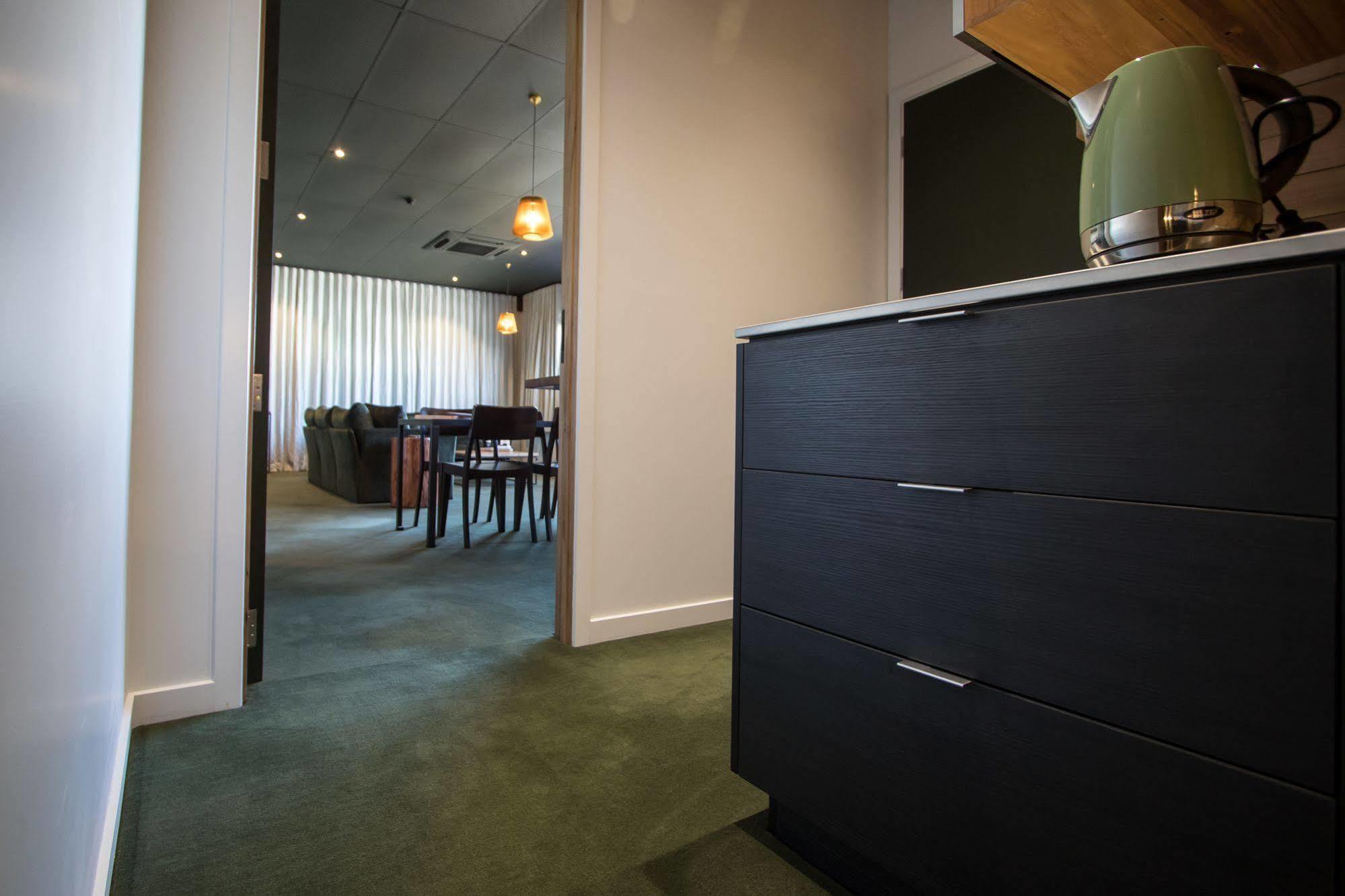The Cinema Suites Te Anau Εξωτερικό φωτογραφία